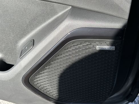 New 2025 GMC Acadia AT4 w/ Super Cruise Package image 22