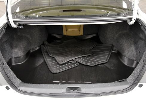 Used 2011 Honda Accord SE image 6