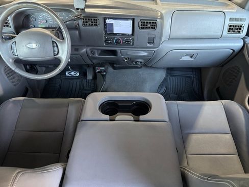 Used 2003 Ford F350 XL image 10