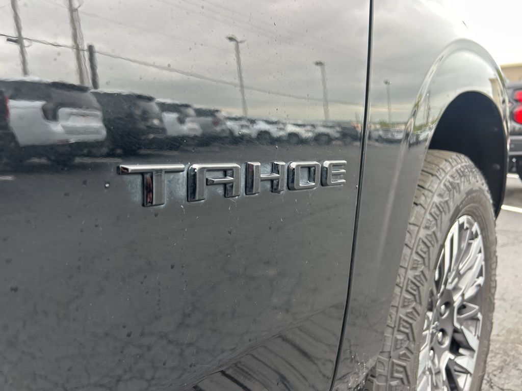 Used 2025 Chevrolet Tahoe Z71 AWD/4WD image 26