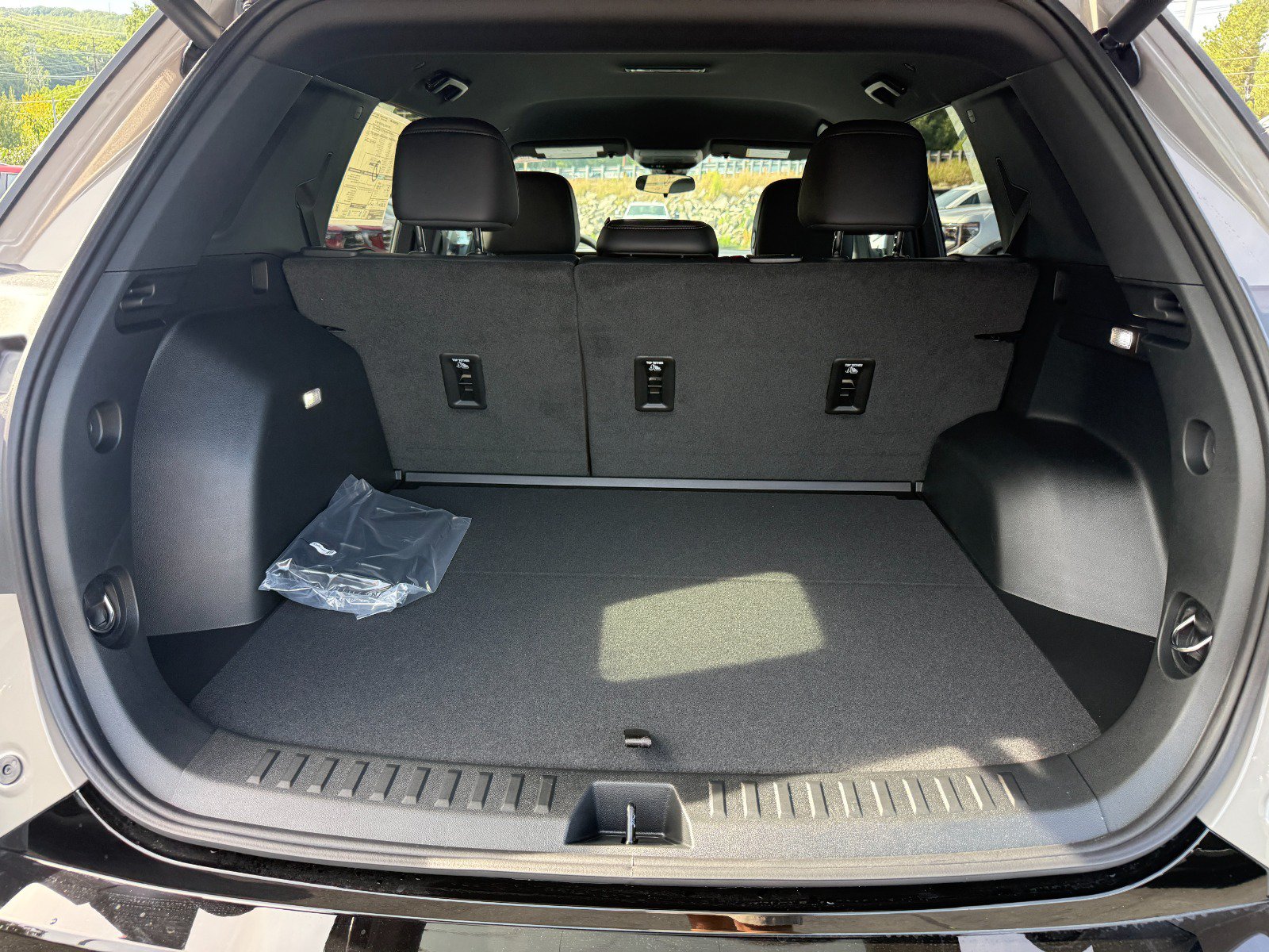 New 2027 GMC Terrain AT4 AWD/4WD image 19