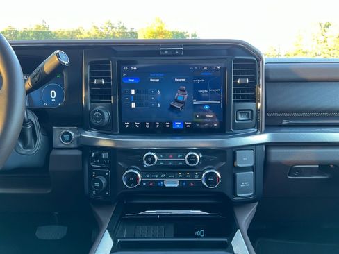 New 2026 Ford F250 King Ranch w/ FX4 Off-Road Package image 26