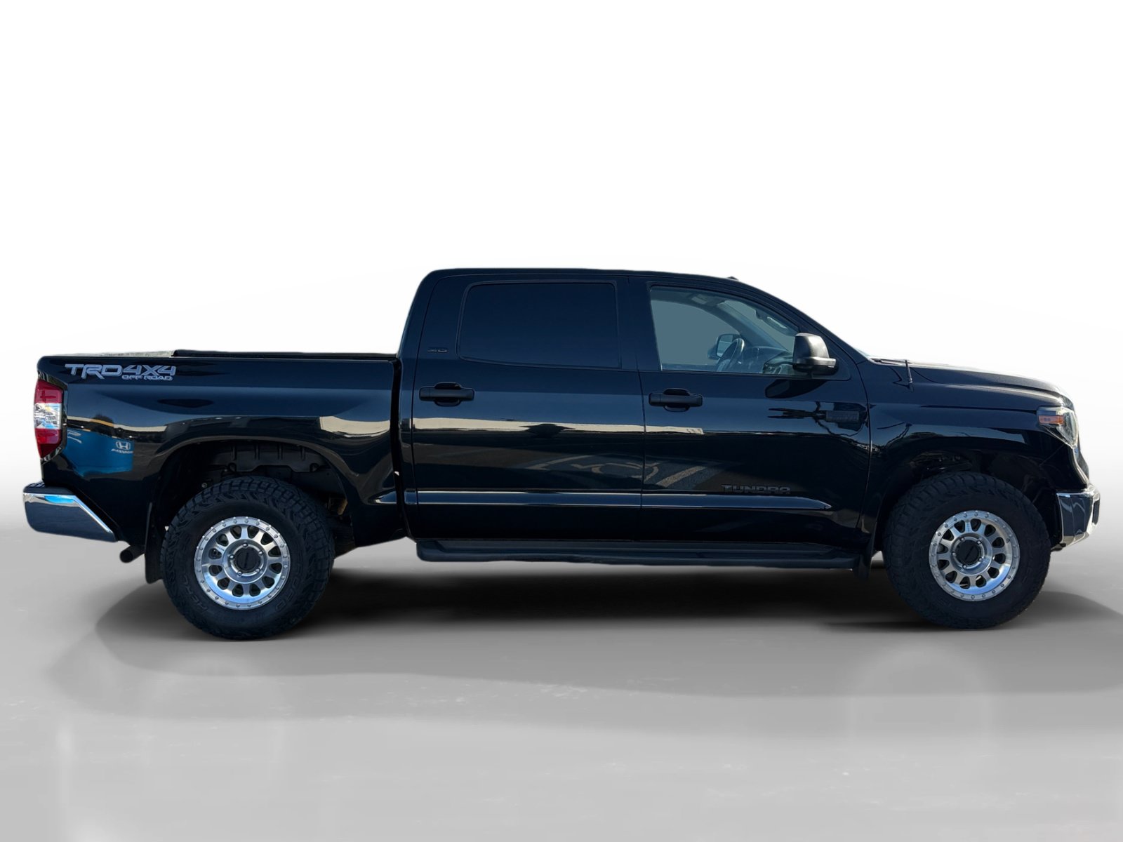 Used 2019 Toyota Tundra SR5 w/ TRD Off Road Package AWD/4WD image 6