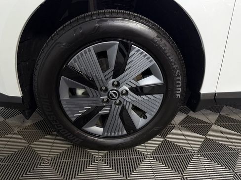 Used 2025 Nissan Murano SL AWD/4WD image 11