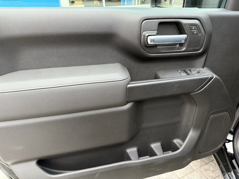 New 2026 GMC Sierra 3500 SLE image 30