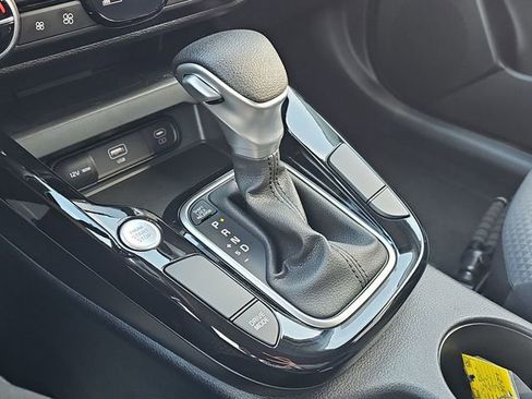 Used 2025 Kia Soul S image 17