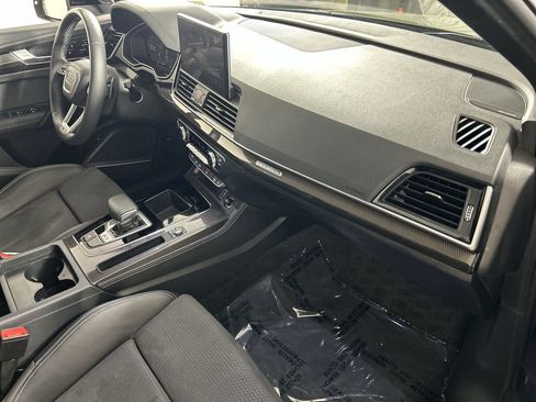 Used 2023 Audi SQ5 Premium Plus w/ Premium Plus Package AWD/4WD image 28