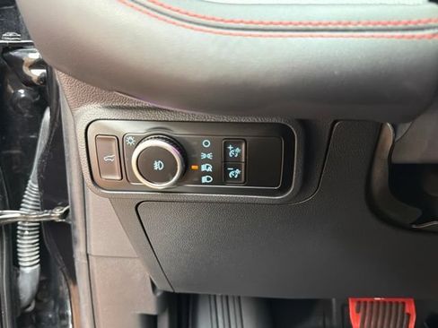 Used 2025 Ford Explorer ST-Line w/ Premium Package RWD image 24