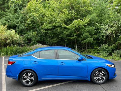 Used 2023 Nissan Sentra SV FWD image 6