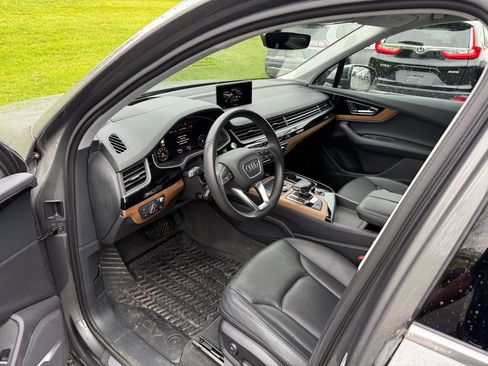 Used 2017 Audi Q7 3.0T Prestige AWD/4WD image 8
