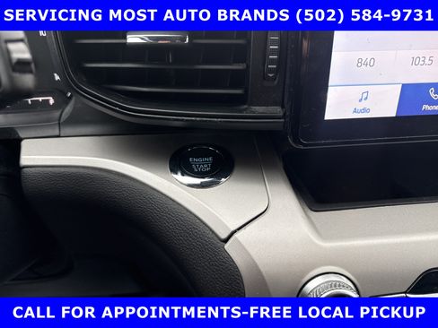 Used 2023 Ford Explorer XLT image 21