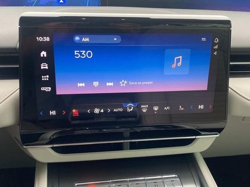 New 2026 Lincoln Nautilus Premier image 20