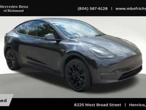 Used 2024 Tesla Model Y 2WD image 4