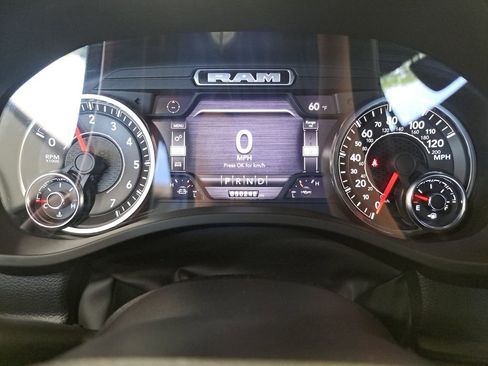 Used 2022 RAM 1500 Big Horn AWD/4WD image 18