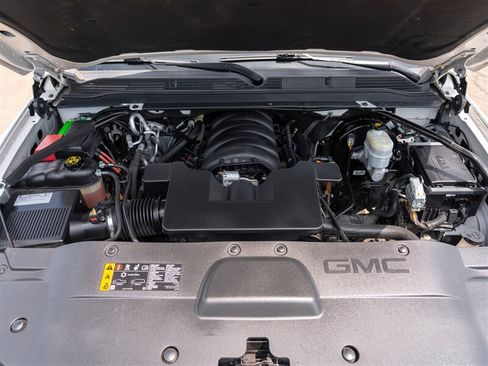 Used 2020 GMC Yukon XL SLT w/ Premium Edition AWD/4WD image 14