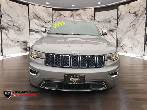 Used 2020 Jeep Grand Cherokee Limited w/ Luxury Group II AWD/4WD image 3