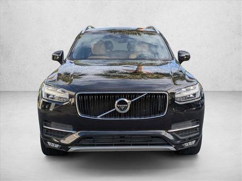 Used 2017 Volvo XC90 T6 Momentum w/ Vision Package AWD/4WD image 2