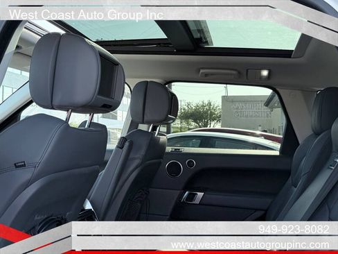 Used 2014 Land Rover Range Rover Sport HSE AWD/4WD image 18