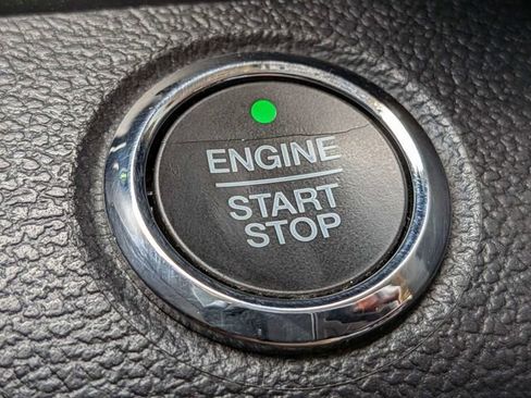 Used 2018 Ford F150 Lariat w/ Equipment Group 502A Luxury image 30