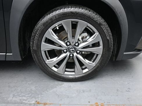 Used 2020 Lexus UX 250h F Sport image 13