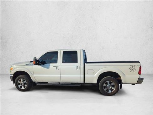 Used 2015 Ford F250 Lariat AWD/4WD image 6