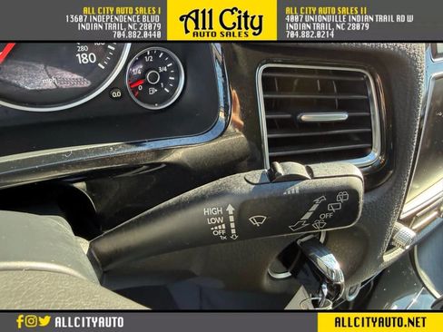 Used 2016 Volkswagen Touareg Sport image 20