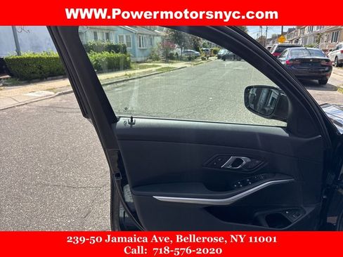 Used 2024 BMW 330e xDrive w/ Convenience Package image 25