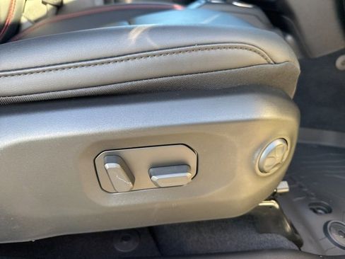 New 2025 Jeep Wrangler Unlimited Rubicon image 21