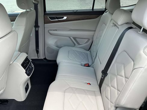 New 2026 Volkswagen Atlas SE AWD/4WD image 13
