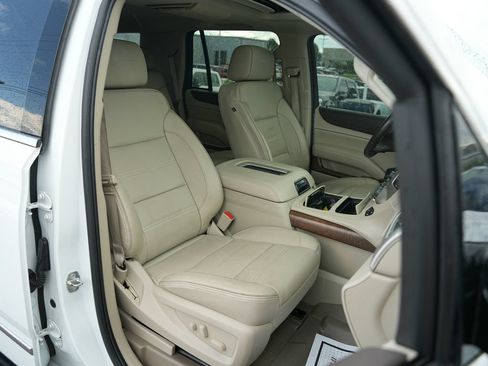Used 2019 GMC Yukon Denali w/ Open Road Package RWD image 23