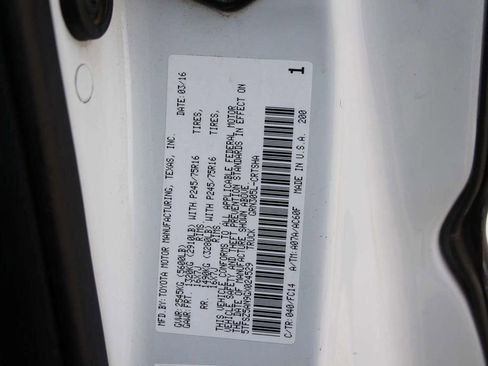 Used 2016 Toyota Tacoma SR5 w/ SR5 Appearance Package (DN) image 32