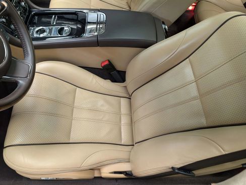 Used 2013 Jaguar XJ L Portfolio image 15