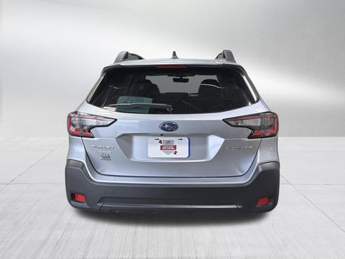 Certified 2025 Subaru Outback Premium image 6