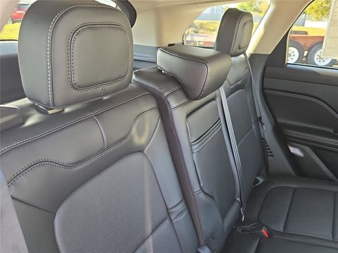 New 2026 Lincoln Corsair Reserve AWD/4WD image 24