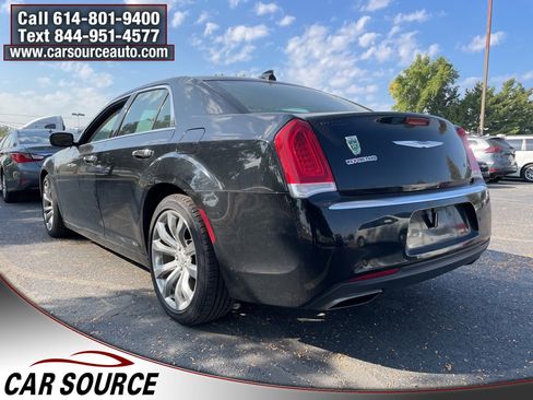 Used 2017 Chrysler 300 C w/ Safetytec Plus Group image 5