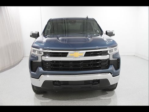 Certified 2024 Chevrolet Silverado 1500 LT AWD/4WD image 2