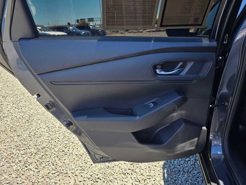 Used 2025 Honda Accord SE image 15