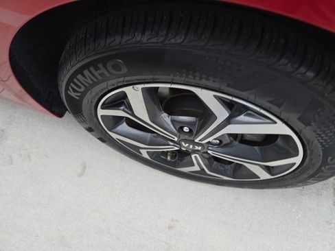 Used 2020 Kia Forte LXS image 3