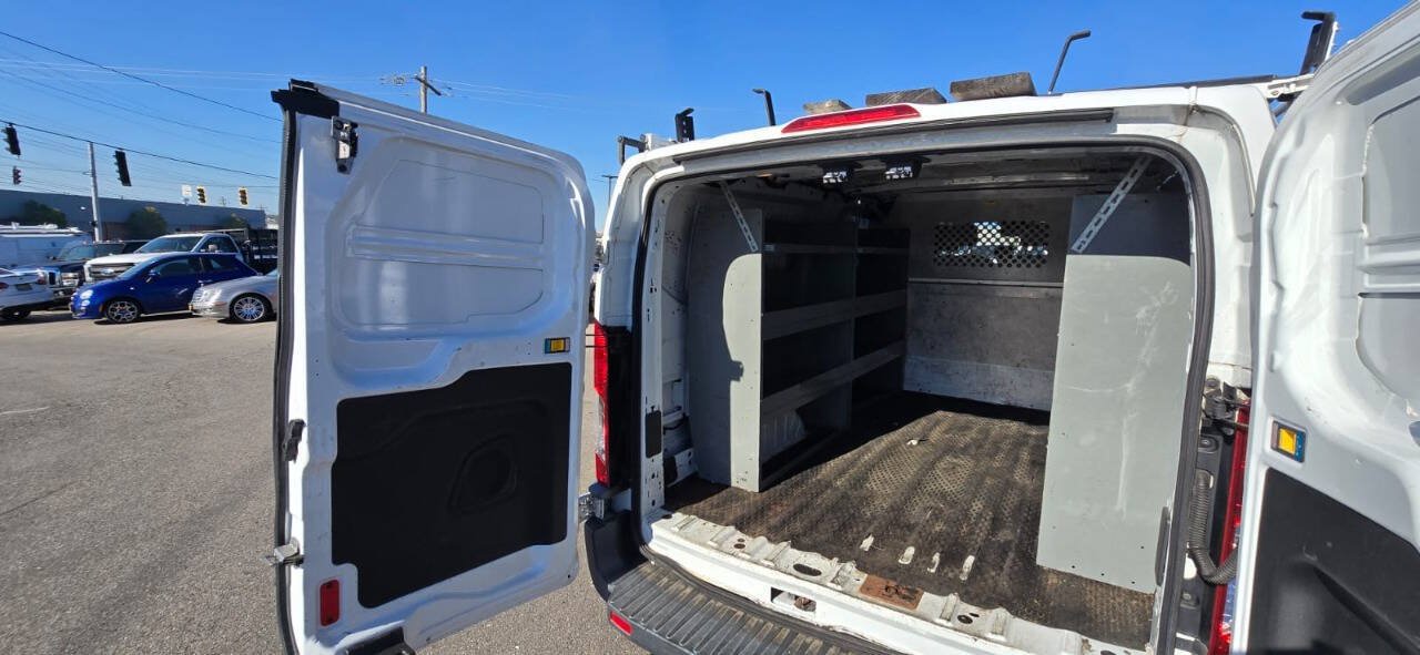 Used 2016 Ford Transit 150 148 Low Roof RWD image 19
