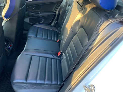 Used 2024 Volkswagen Golf R AWD/4WD image 18