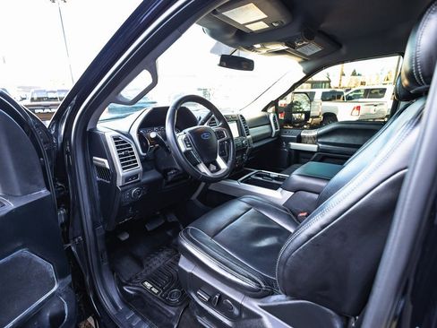 Used 2017 Ford F350 Lariat w/ Chrome Package image 24