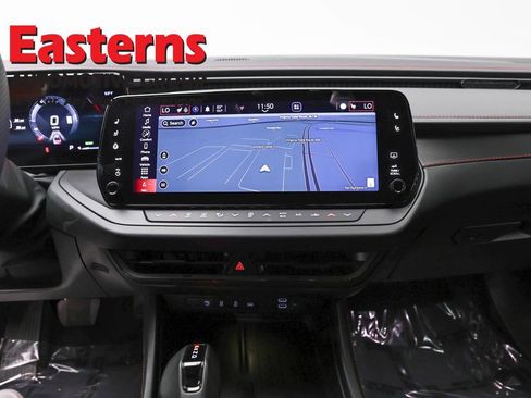 Used 2025 Dodge Charger R/T Scat Pack w/ Track Pack image 11