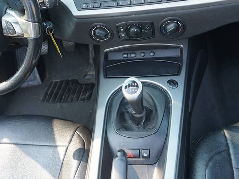 Used 2007 BMW Z4 3.0i RWD image 23