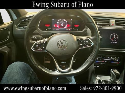 Used 2023 Volkswagen Tiguan SE R-Line FWD image 11