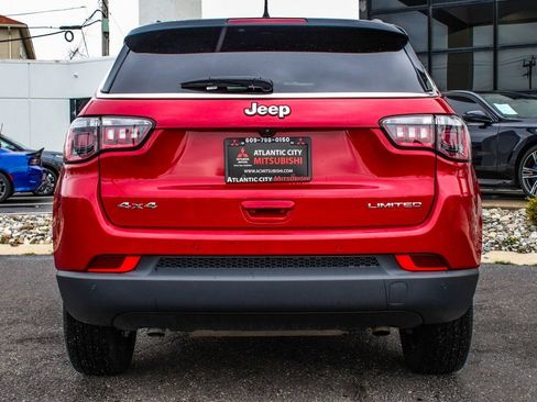 Used 2025 Jeep Compass Limited AWD/4WD image 5