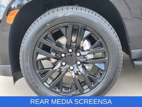 Used 2021 GMC Yukon XL Denali RWD image 7