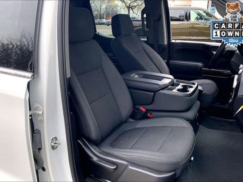 Used 2022 GMC Sierra 1500 SLE image 7