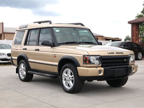 Used 2004 Land Rover Discovery SE AWD/4WD image 9