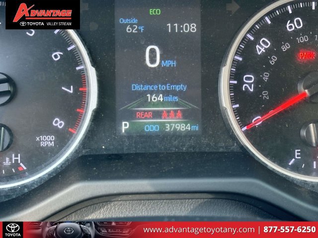Used 2022 Toyota RAV4 LE AWD/4WD image 28