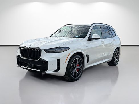 New 2026 BMW X5 xDrive50e w/ Executive Package AWD/4WD image 7